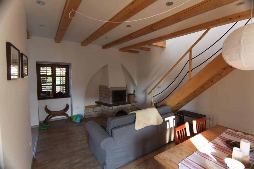 Holiday Home Kuca na Moru Kornić Dış mekan fotoğraf